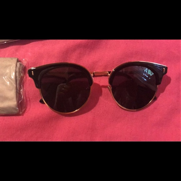 Women’s Classic Sunglasses Vintage - Picture 2 of 6